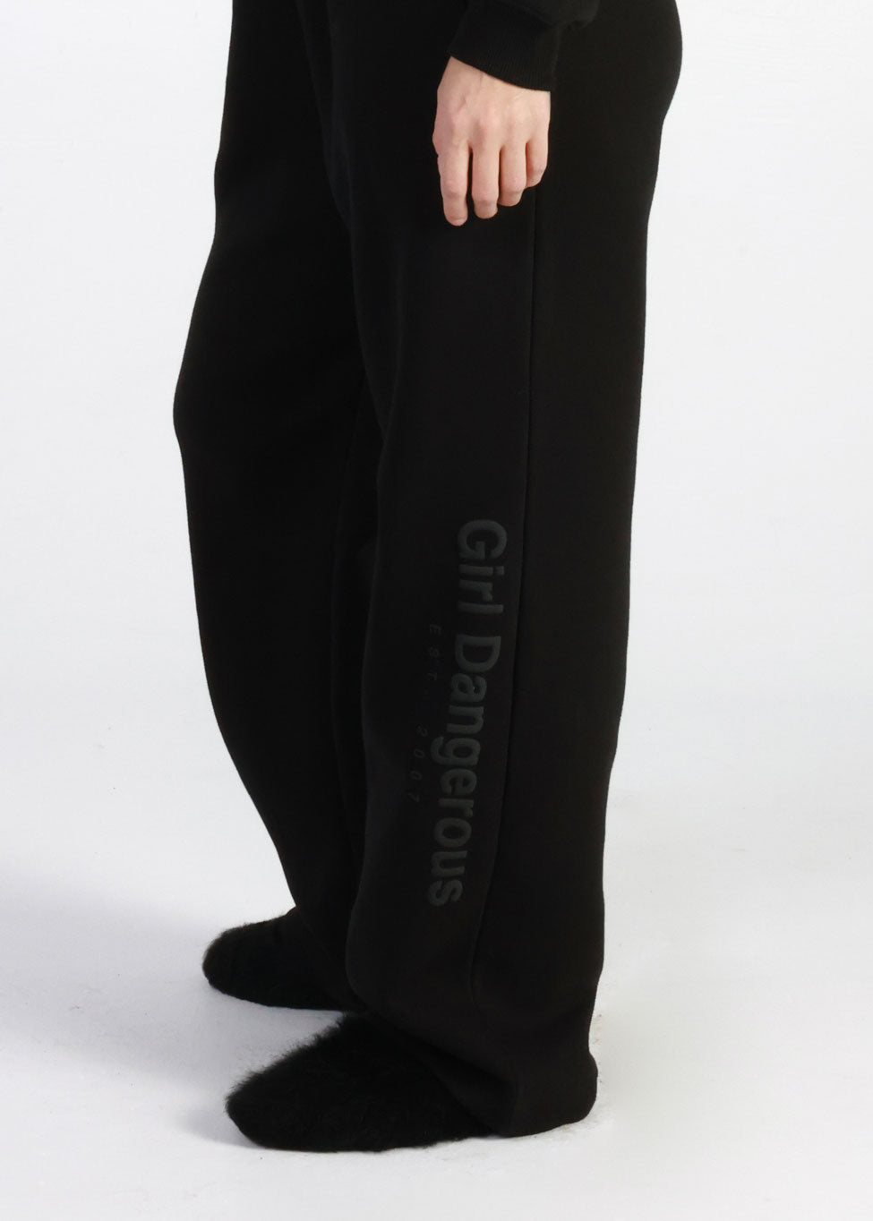 GD Branded Black Oversized Fleece Set