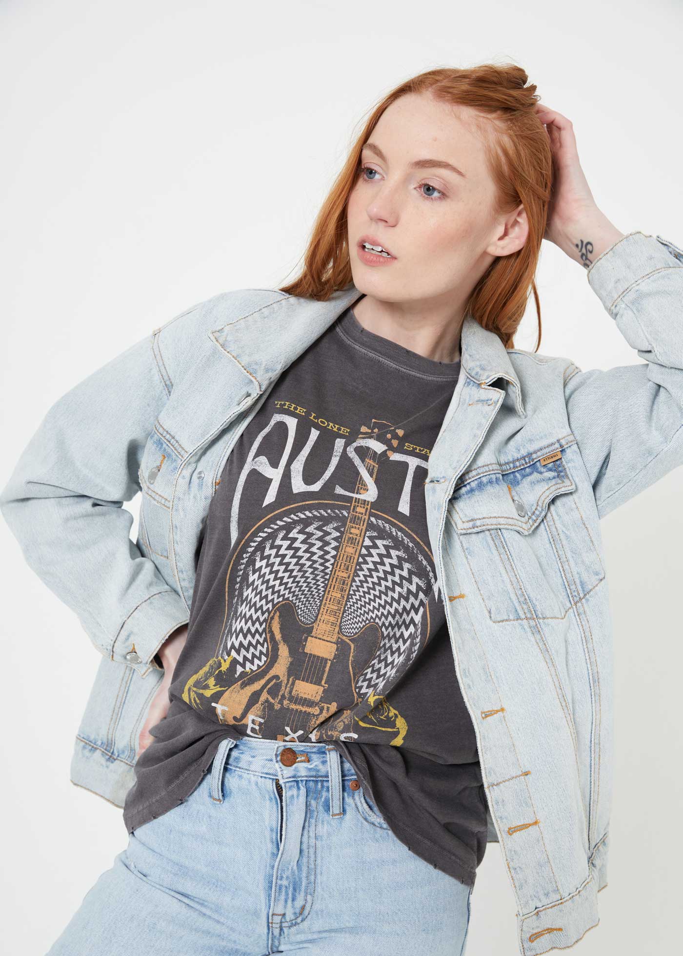 Austin Guitar Black Boyfriend Tee